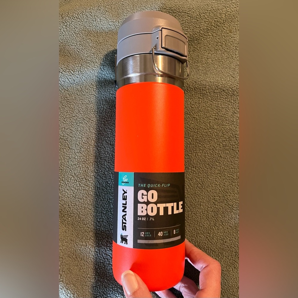 Stanley Go Bottle 24oz NEW NWT never used! Burnt orange color 🍊